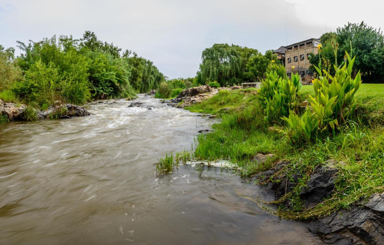 لانسيريا 23 On Riverside المظهر الخارجي الصورة